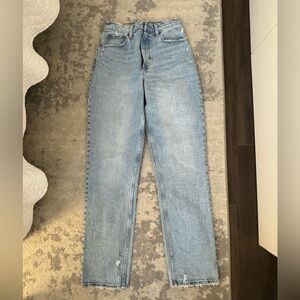 Abercrombie 90’s Straight Ultra High Rise Jeans size 27 4L